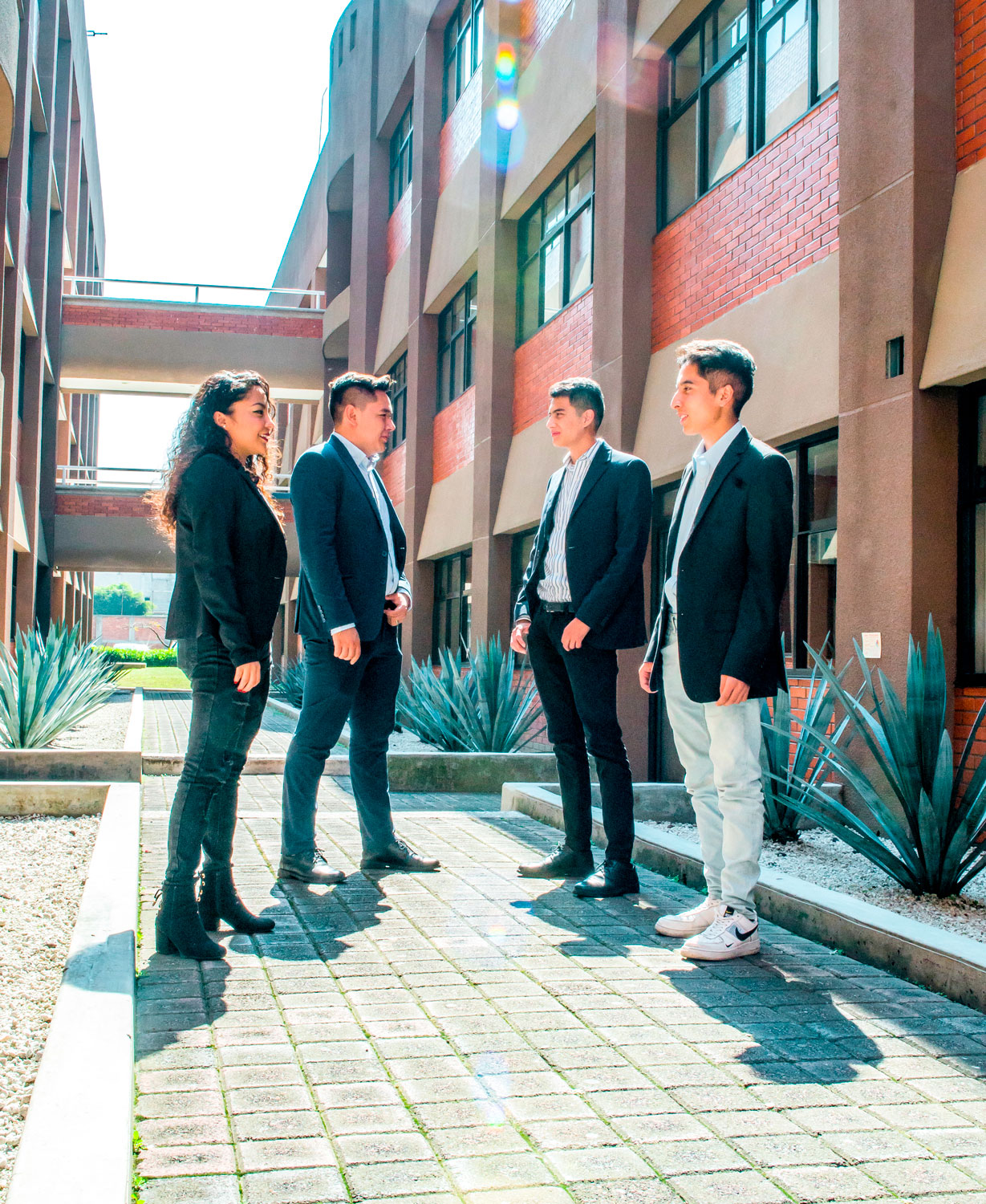 Alumnos-lic-pasillo